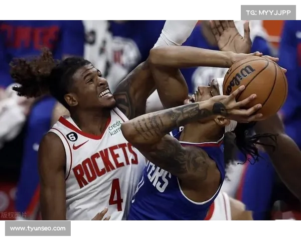 模版贝恩！杰伦-泰森：大三赛季强势崛起，场均成侧翼进攻核心(泰森vs杰西)